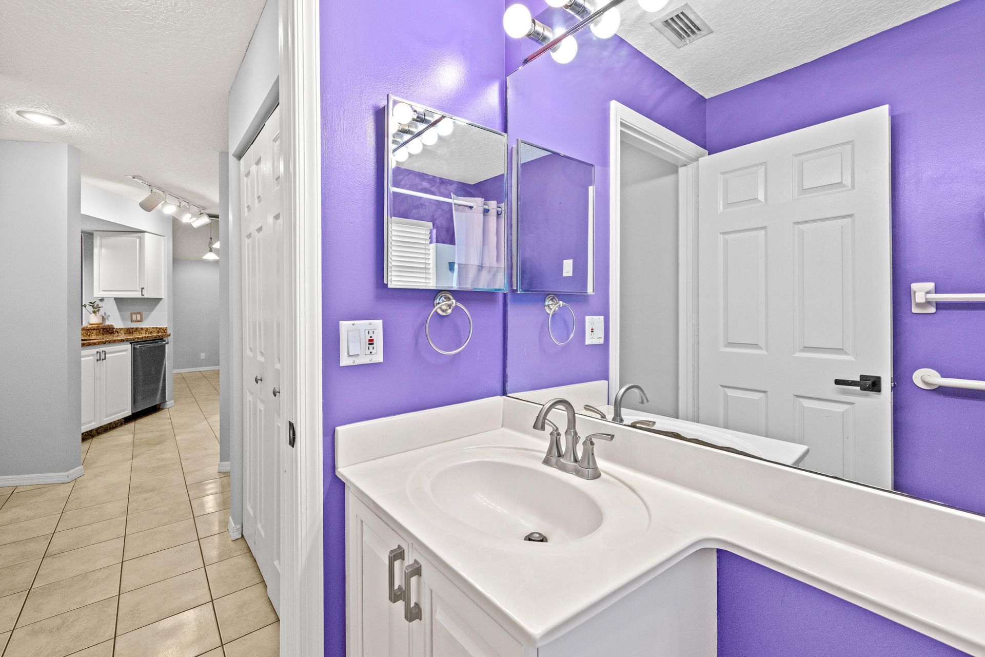 2095 Bonisle Circle, Riviera Beach, FL 33418 Photo