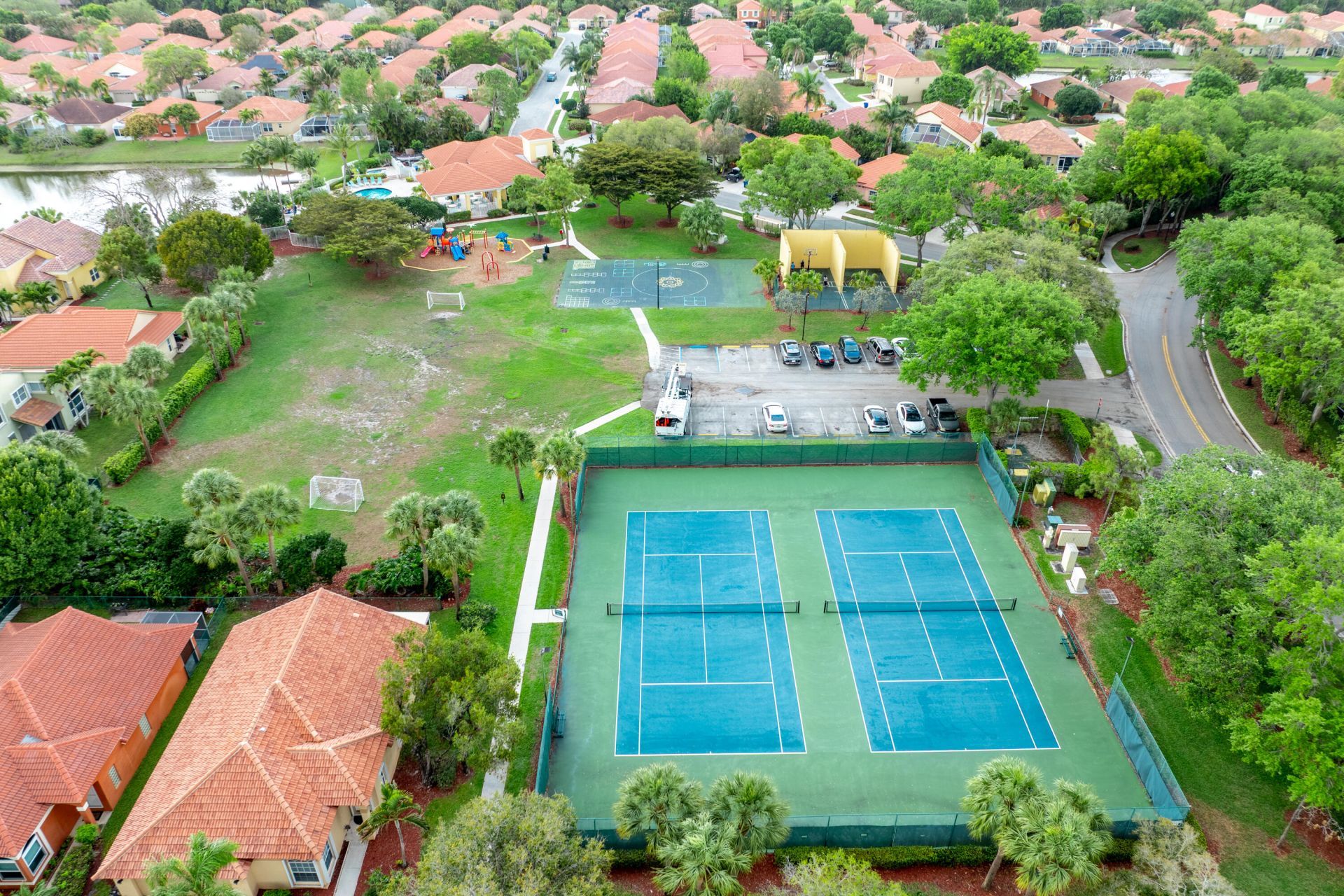 2095 Bonisle Circle, Riviera Beach, FL 33418 Photo