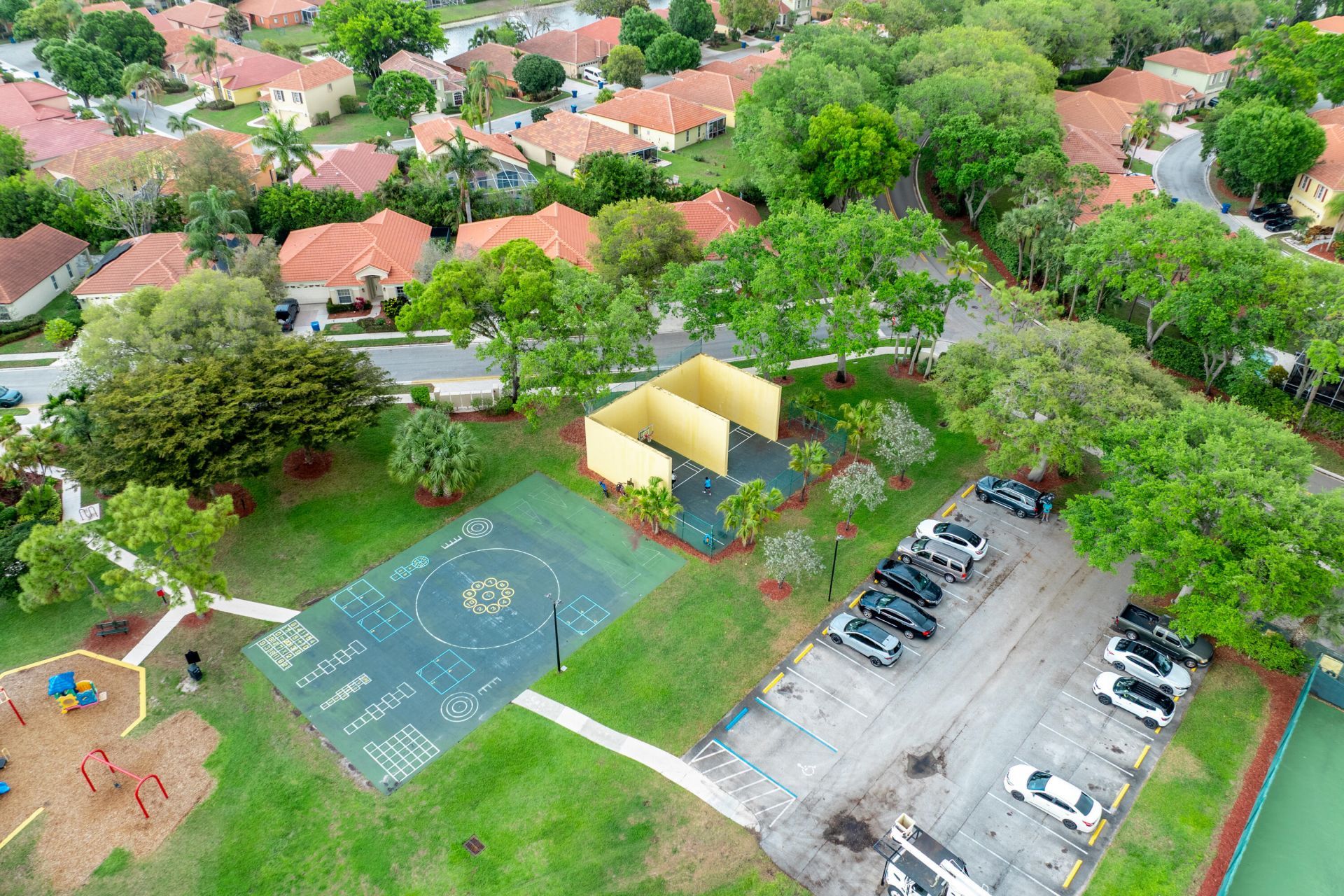 2095 Bonisle Circle, Riviera Beach, FL 33418 Photo