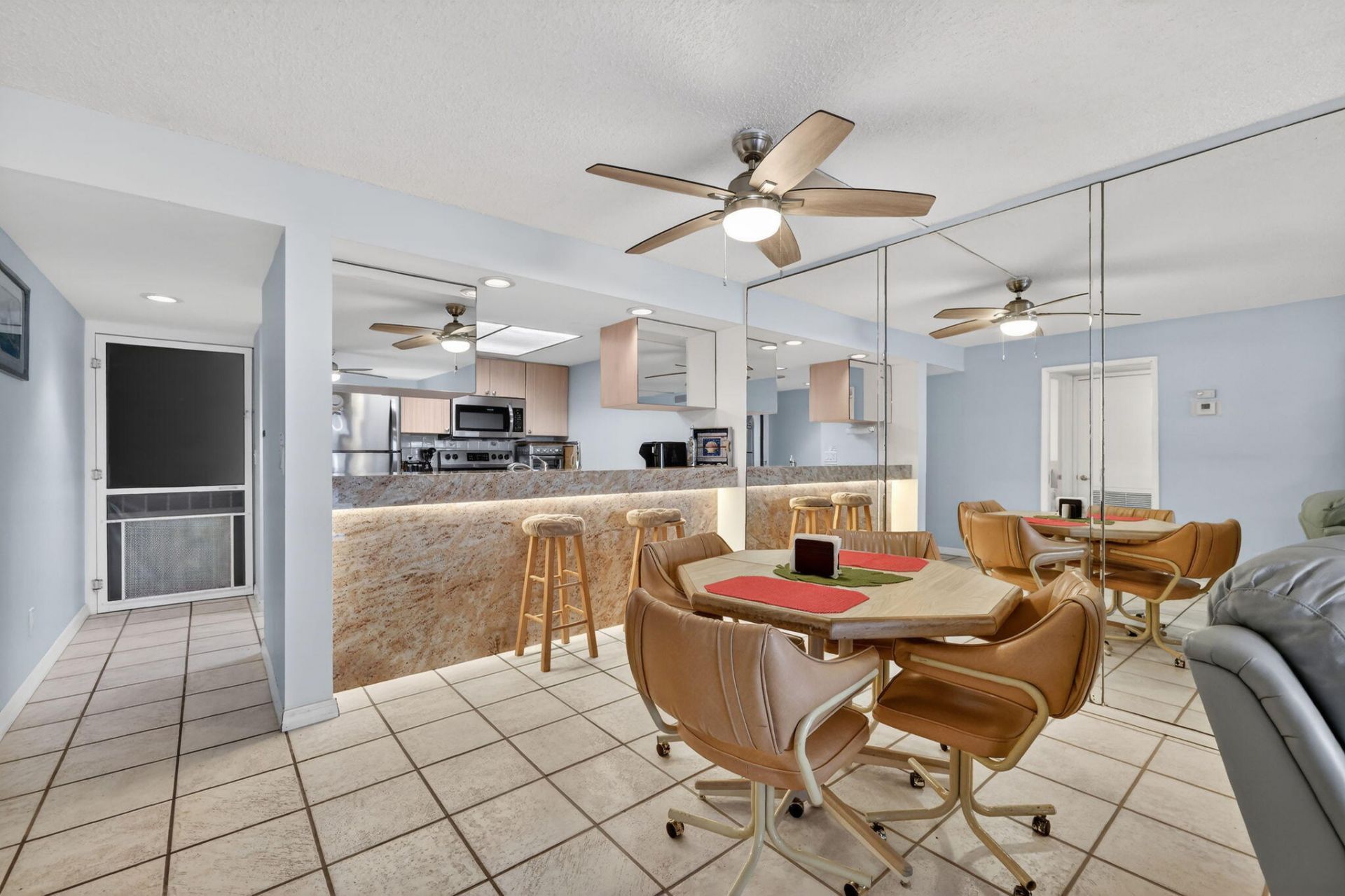 429 NE Tradewind, Unit 303, Hutchinson Island, FL 34996 Photo