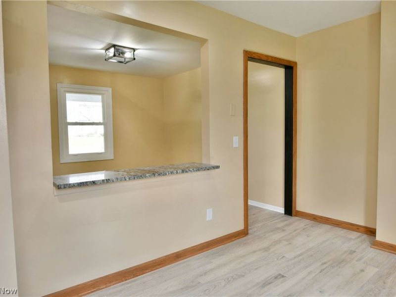 105 Fairview Avenue, Cortland, OH 44410 Photo 20