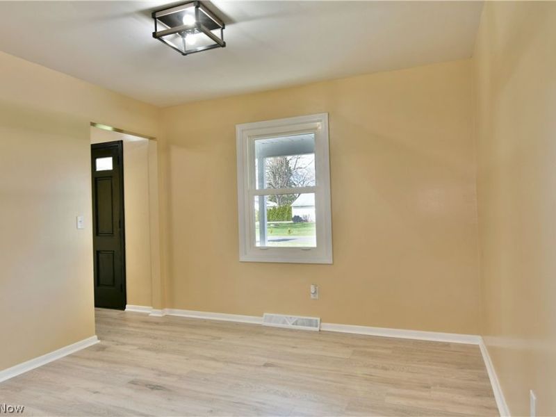 105 Fairview Avenue, Cortland, OH 44410 Photo 21