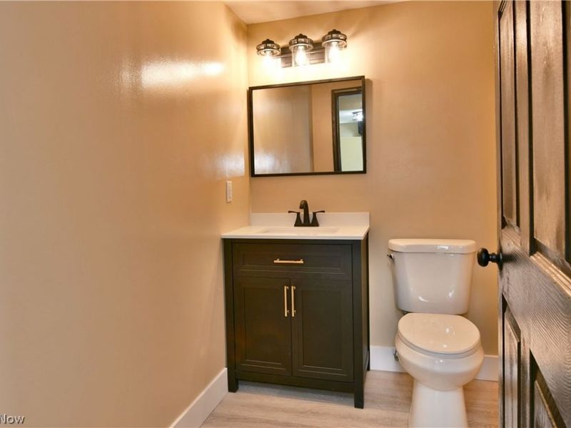 105 Fairview Avenue, Cortland, OH 44410 Photo 28