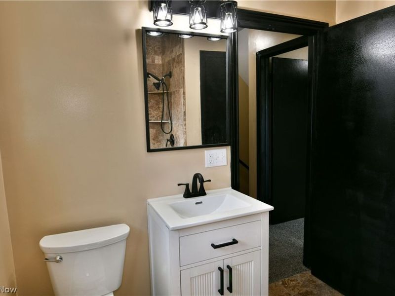 105 Fairview Avenue, Cortland, OH 44410 Photo 38