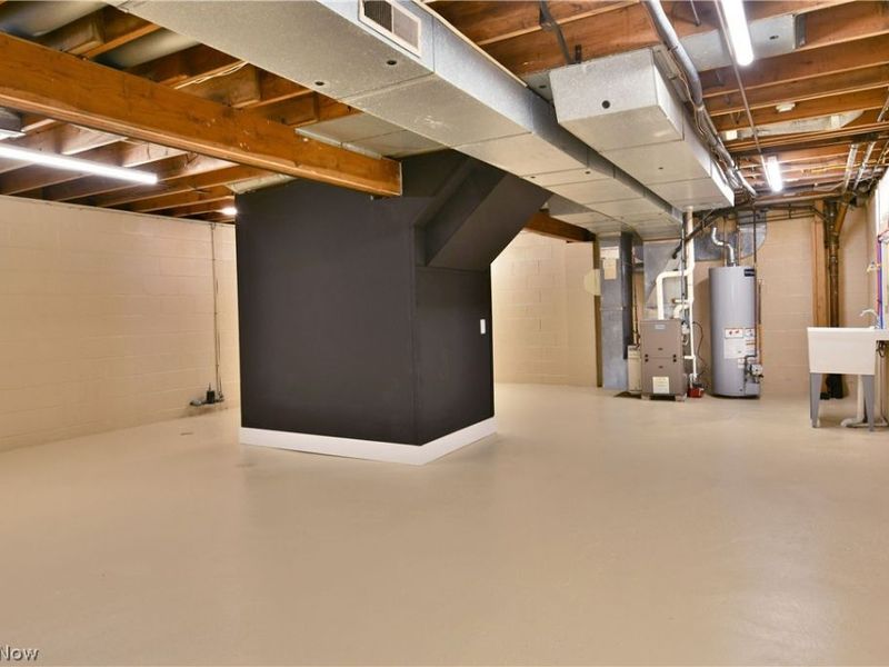 105 Fairview Avenue, Cortland, OH 44410 Photo 42