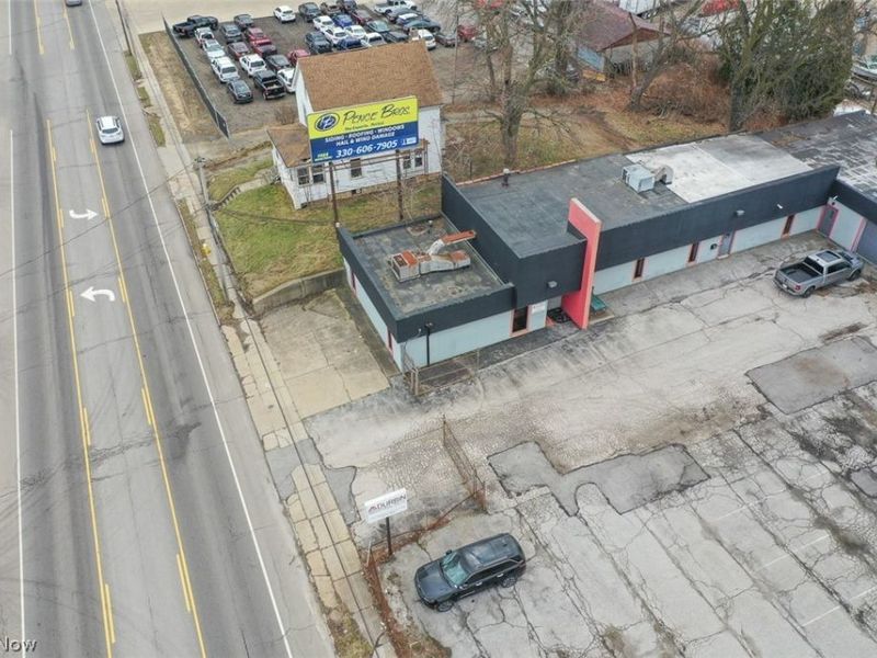 1050 and 1062 Triplett Boulevard, Akron, OH 44306 Photo 15