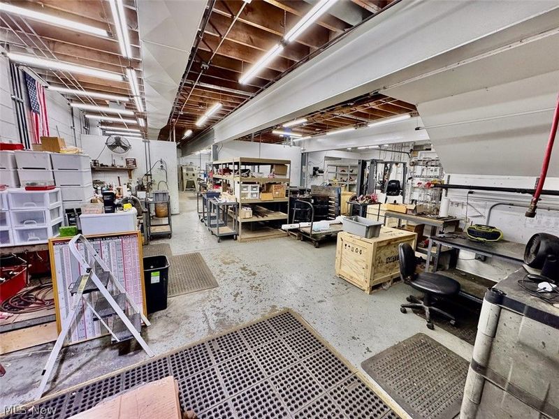 1050 and 1062 Triplett Boulevard, Akron, OH 44306 Photo 35