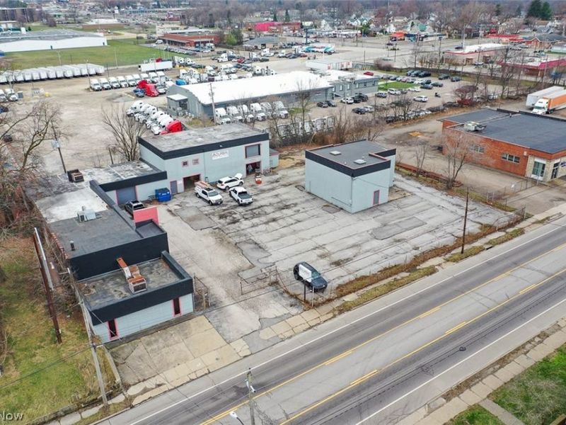 1050 and 1062 Triplett Boulevard, Akron, OH 44306 Photo 7
