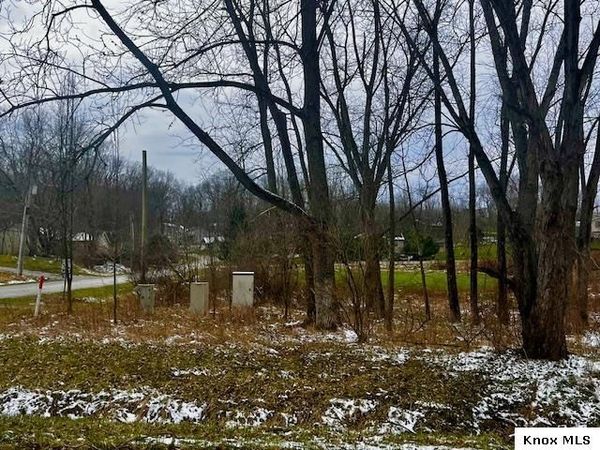 3039 Apple Valley Drive, Howard, OH 43028