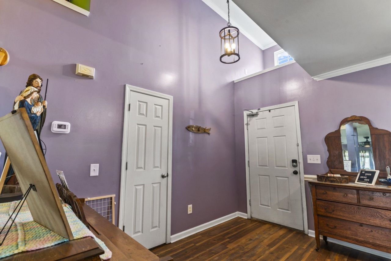 309 Winslow Ave. Photo 13