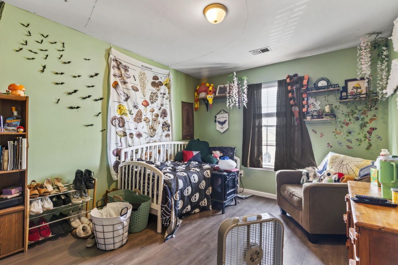 309 Winslow Ave. Photo 6