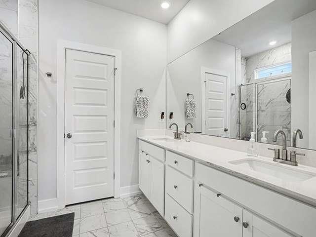 1333 Seachase Way Photo 17