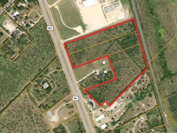 3834 S Highway 281, Three Rivers, TX 78071