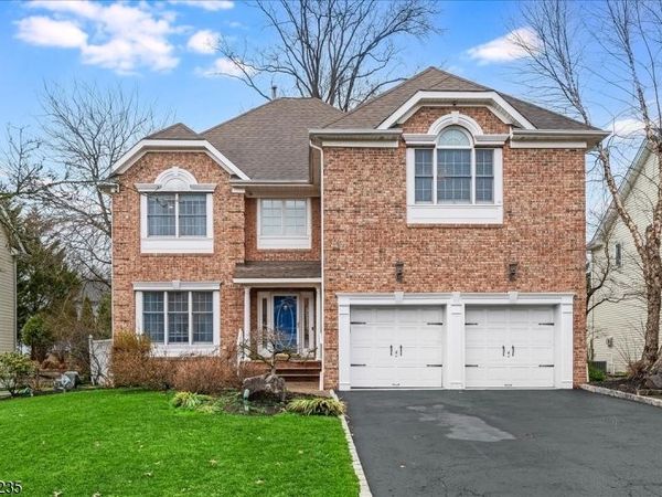 756 Clarence St, Westfield, NJ 07090