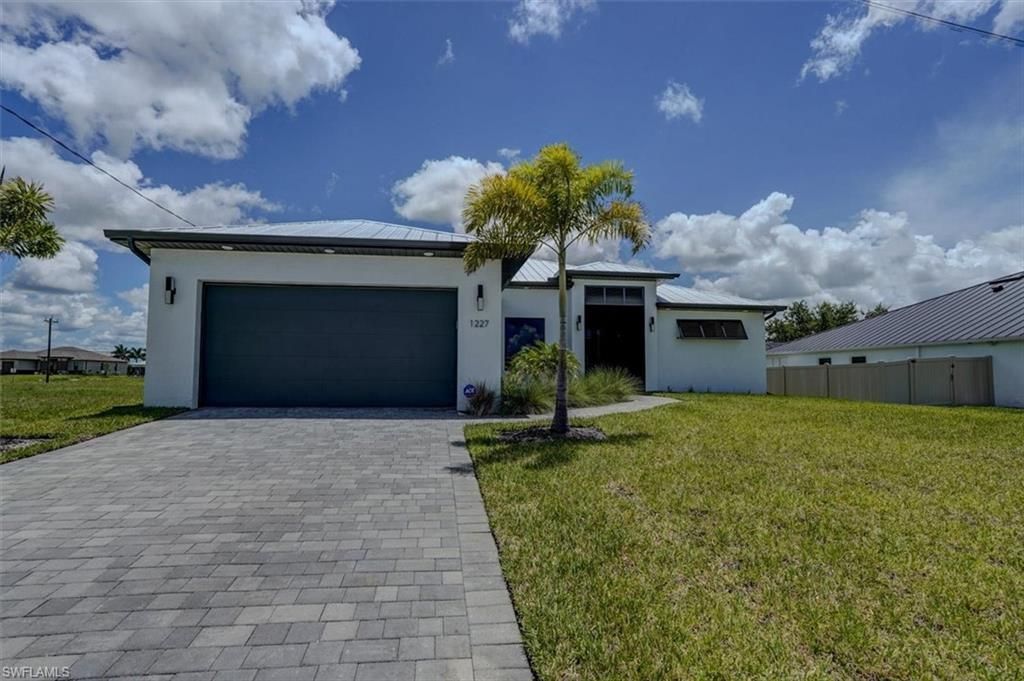 1227 NW 40th Pl , Cape Coral, FL 33993 Photo