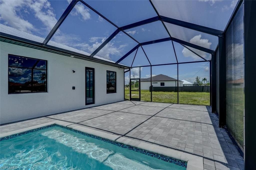 1227 NW 40th Pl , Cape Coral, FL 33993 Photo