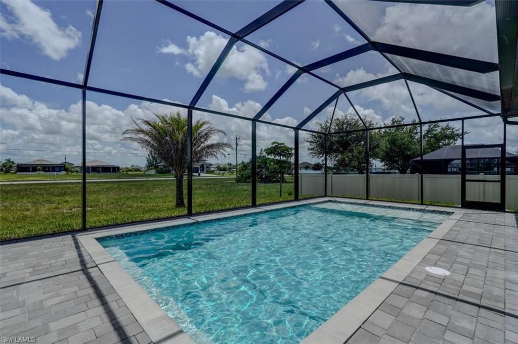 1227 NW 40th Pl , Cape Coral, FL 33993 Photo