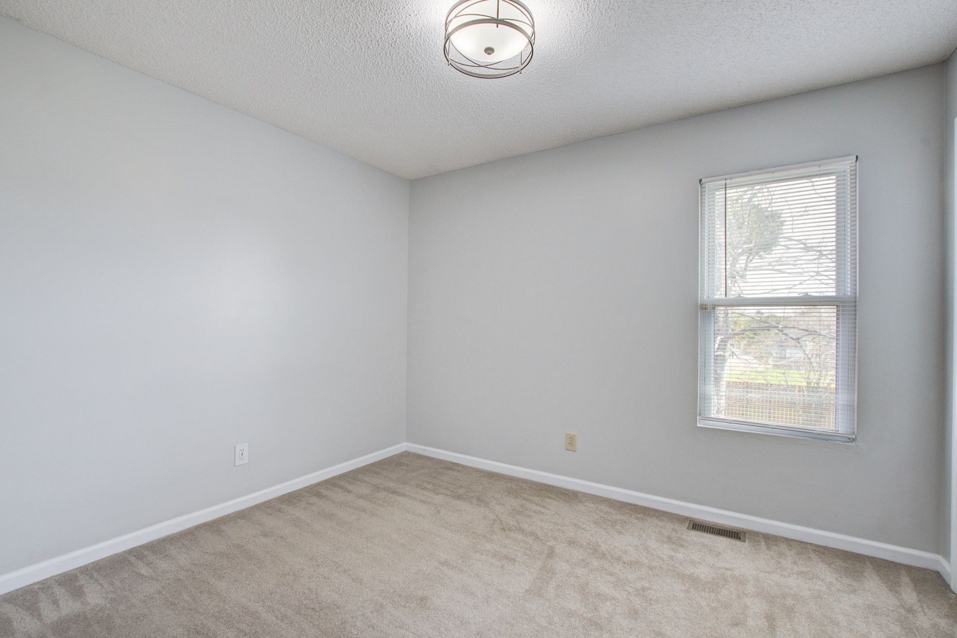 141 Persimmon Circle Photo 25