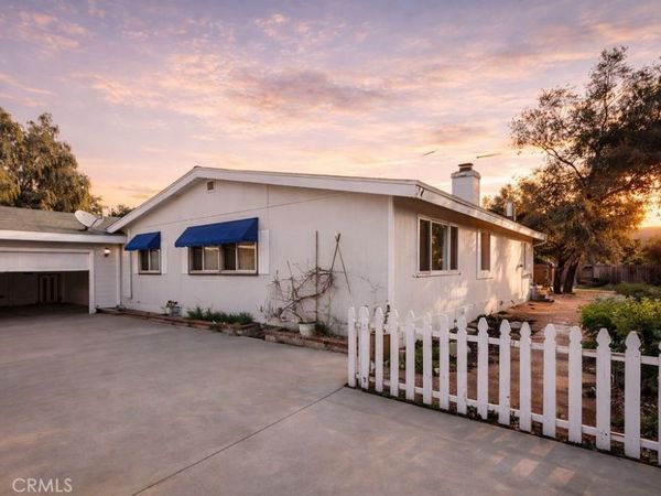 8851 Hierba, Agua Dulce, CA 91390