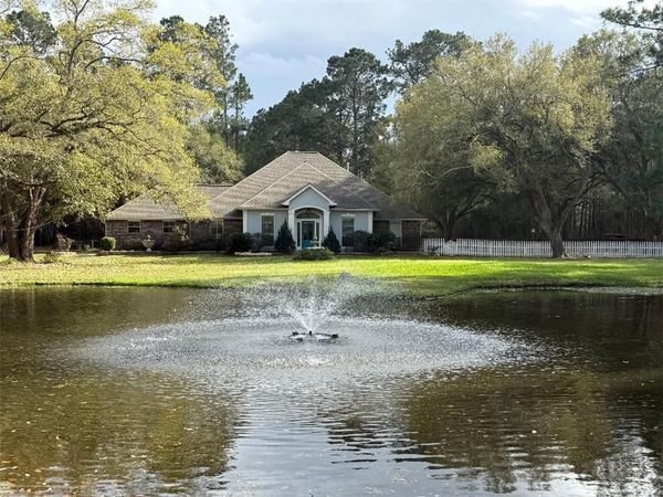 392 GAUDE Court , Madisonville, LA 70447