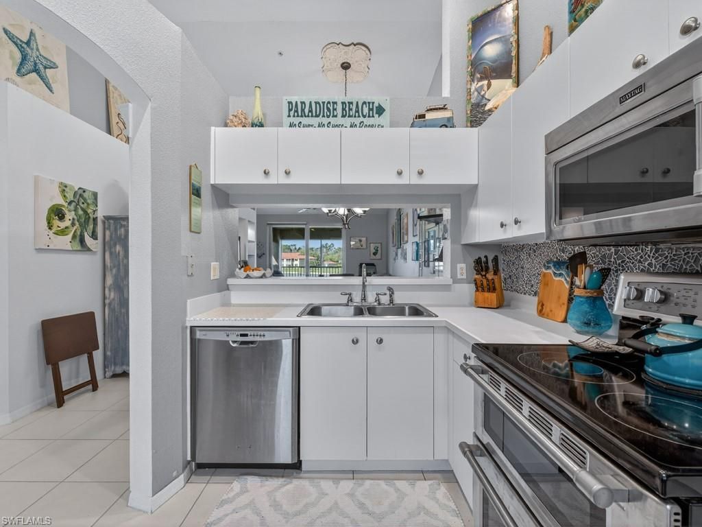 6890 Huntington Lakes Cir, Unit 203, Naples, FL 34119 Photo