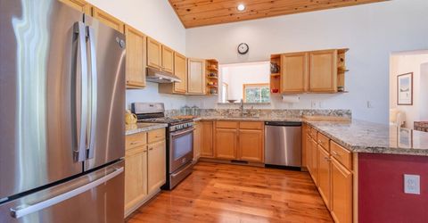 15407 Wolfgang Road, Truckee, CA 96161 Photo