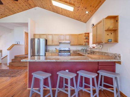 15407 Wolfgang Road, Truckee, CA 96161 Photo