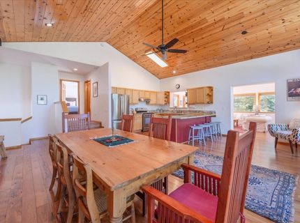 15407 Wolfgang Road, Truckee, CA 96161 Photo