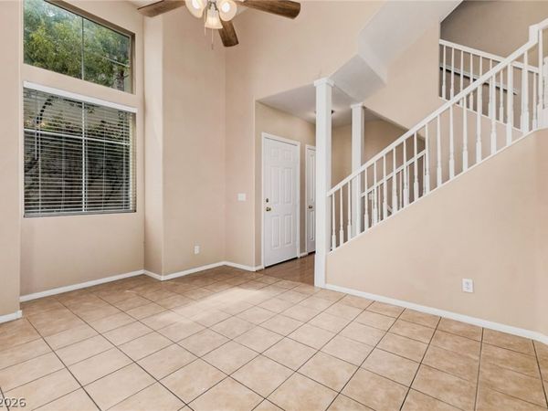 8401 Tiger Woods Avenue, Las Vegas, NV 89128