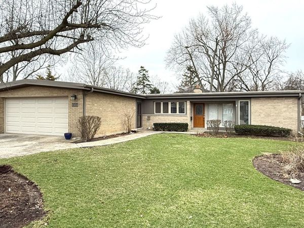 337 Hager Lane , Glenview, IL 60025