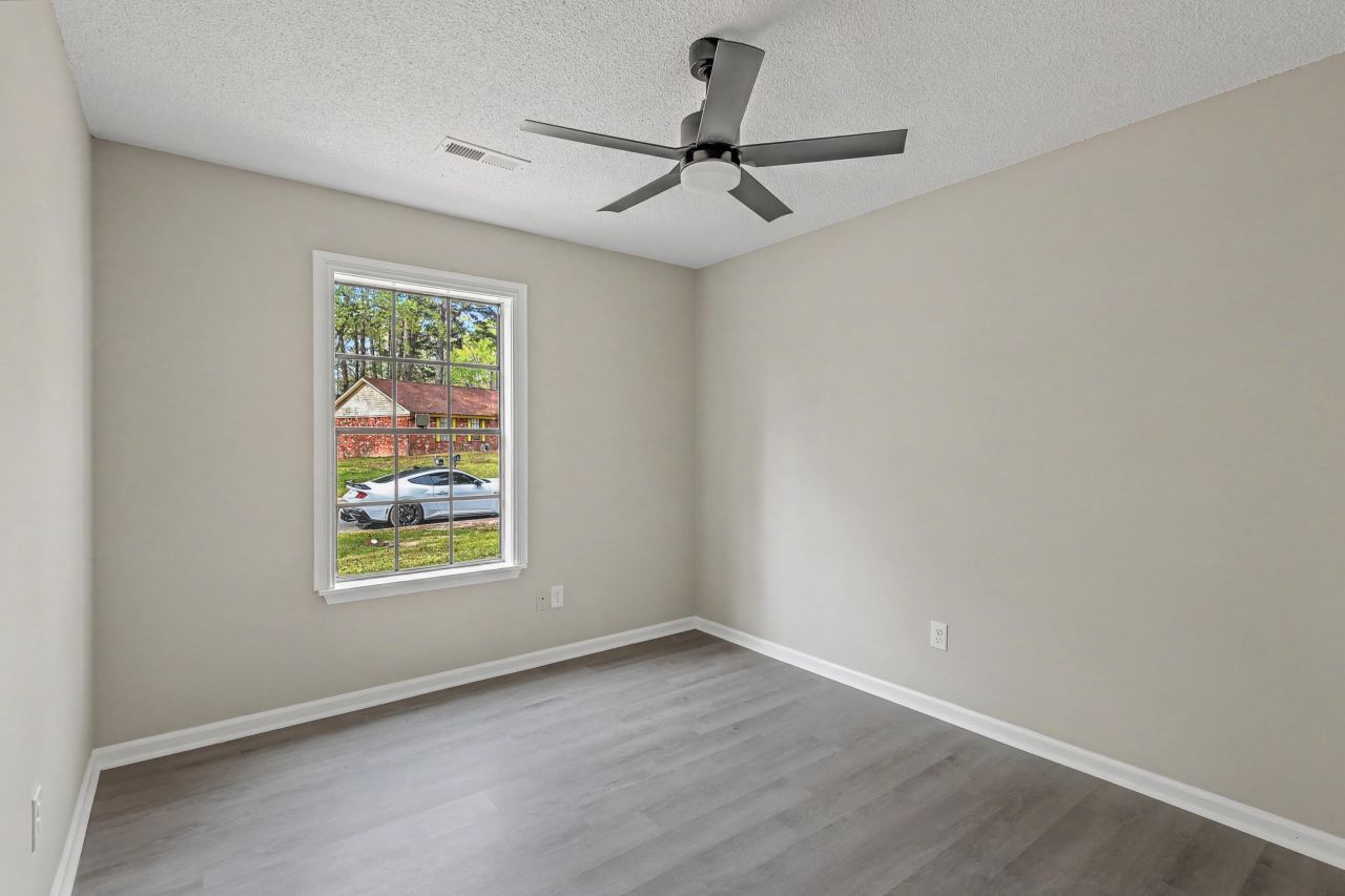 7774 Ginger Lane Photo 22