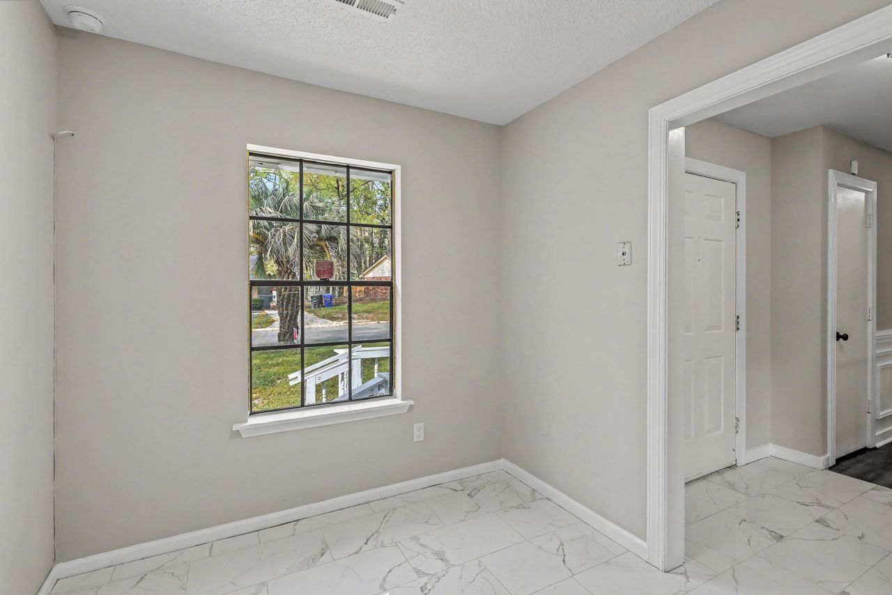 7774 Ginger Lane Photo 29