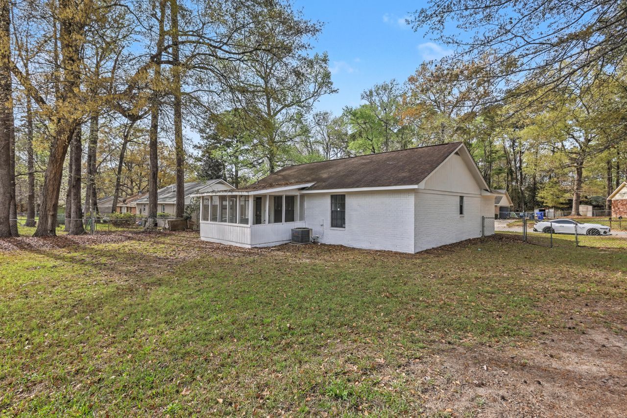 7774 Ginger Lane Photo 34