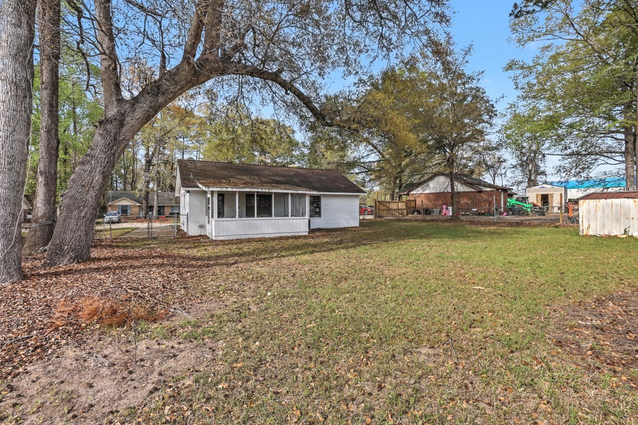 7774 Ginger Lane Photo 41