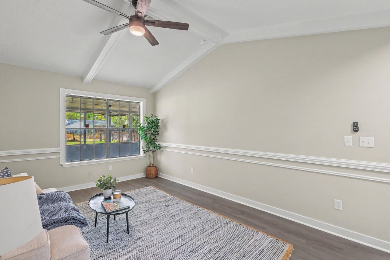 7774 Ginger Lane Photo 5