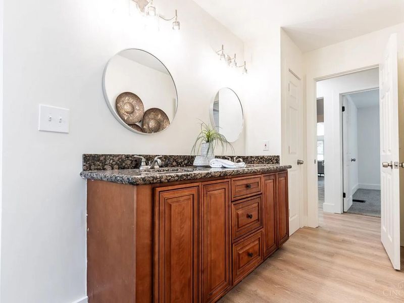 3975 Mt Carmel Road, Anderson Twp, OH 45244 Photo 13