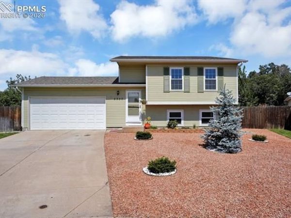 4320 Kanaly Court, Colorado Springs, CO 80916