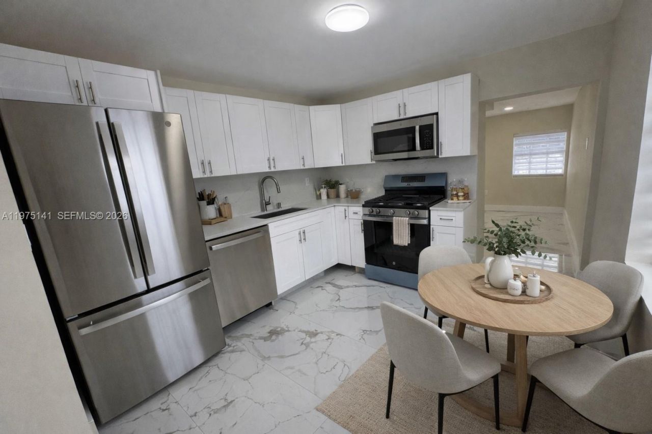 6324 E 6th Ave, Hialeah, FL 33013 Photo