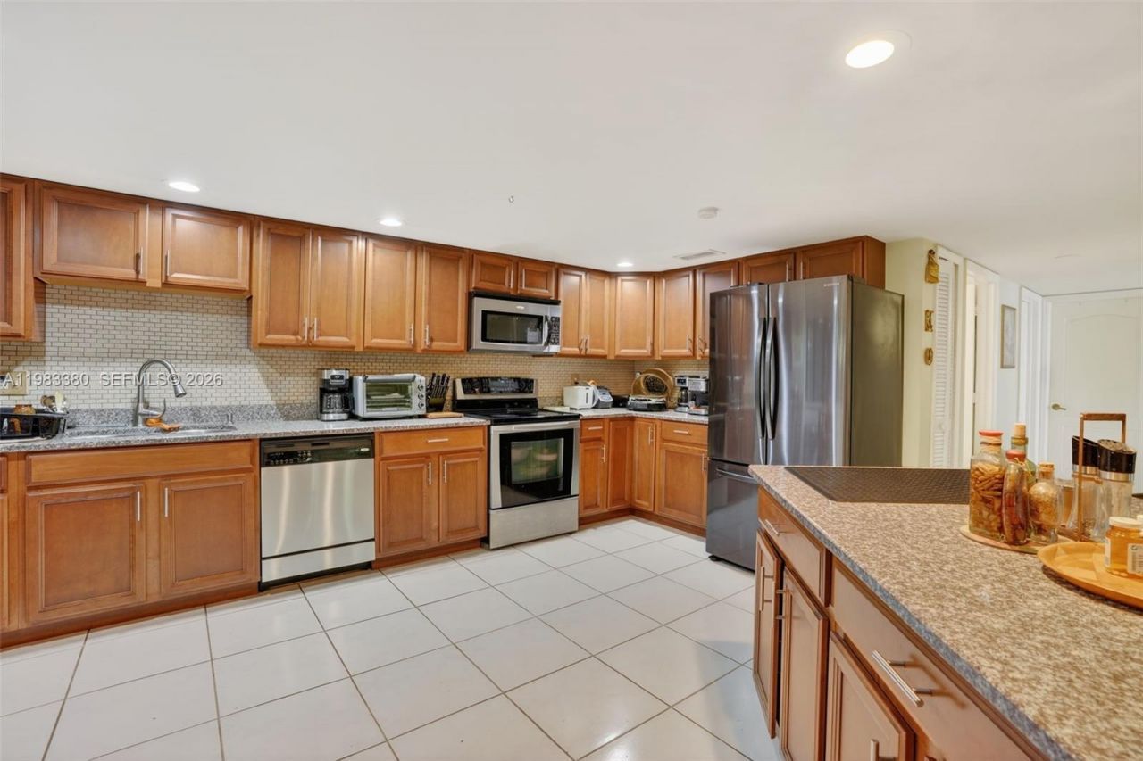 15672 SW 91st Ln , Miami, FL 33196 Photo