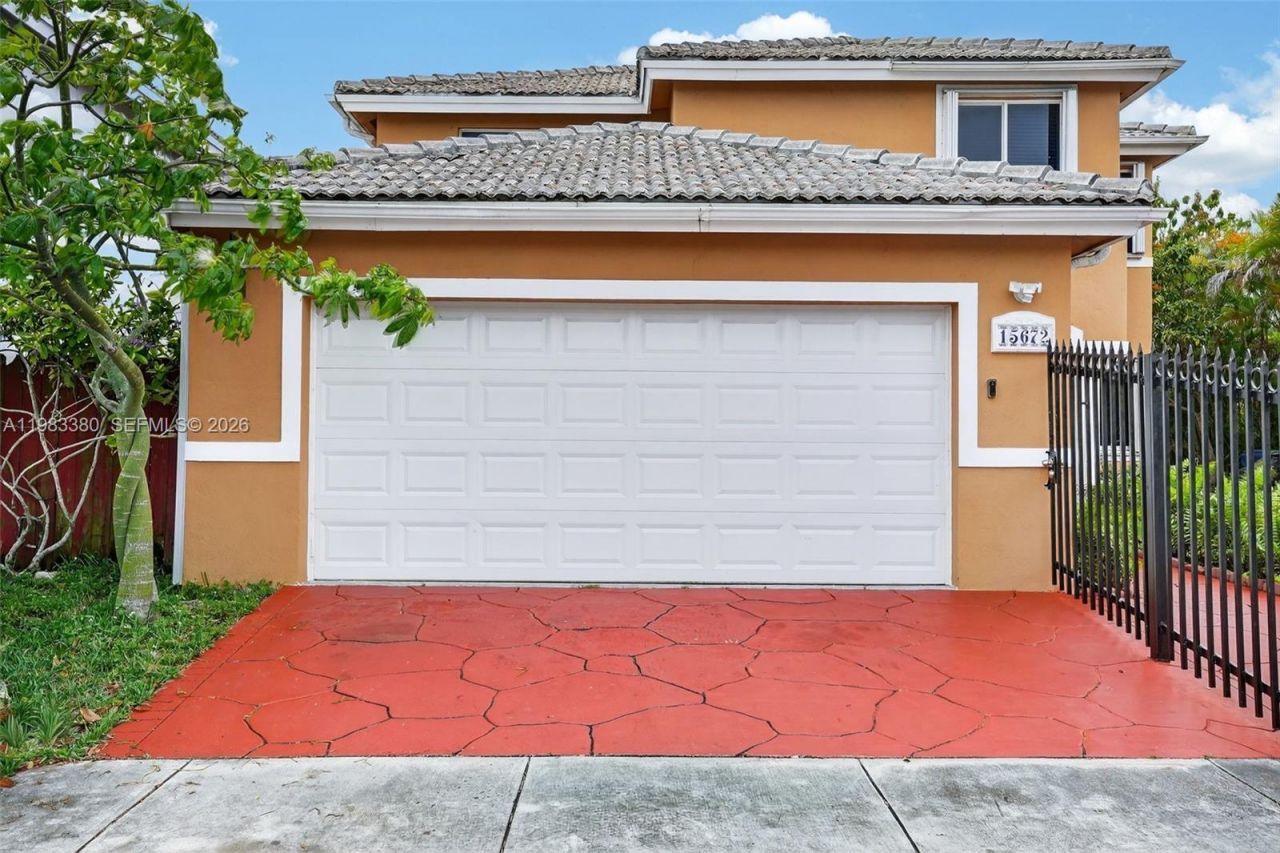 15672 SW 91st Ln , Miami, FL 33196 Photo