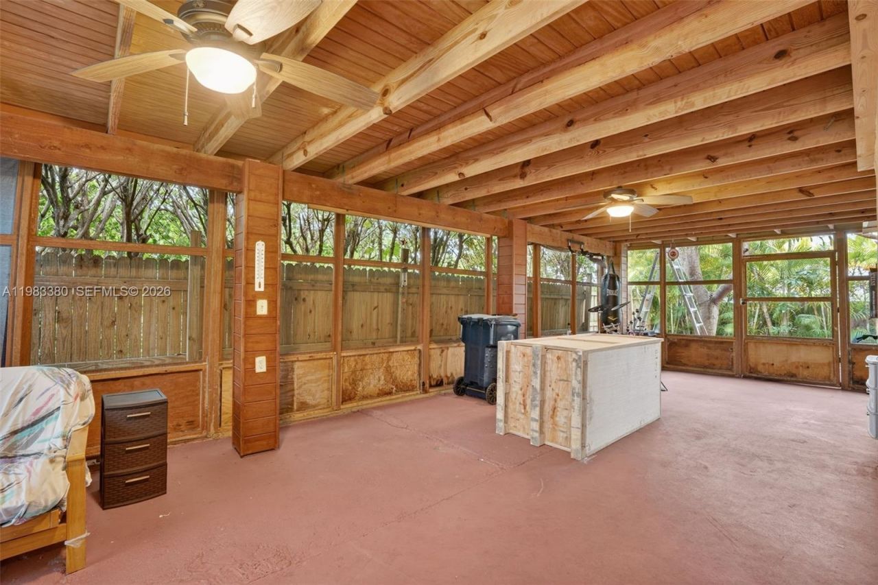 15672 SW 91st Ln , Miami, FL 33196 Photo