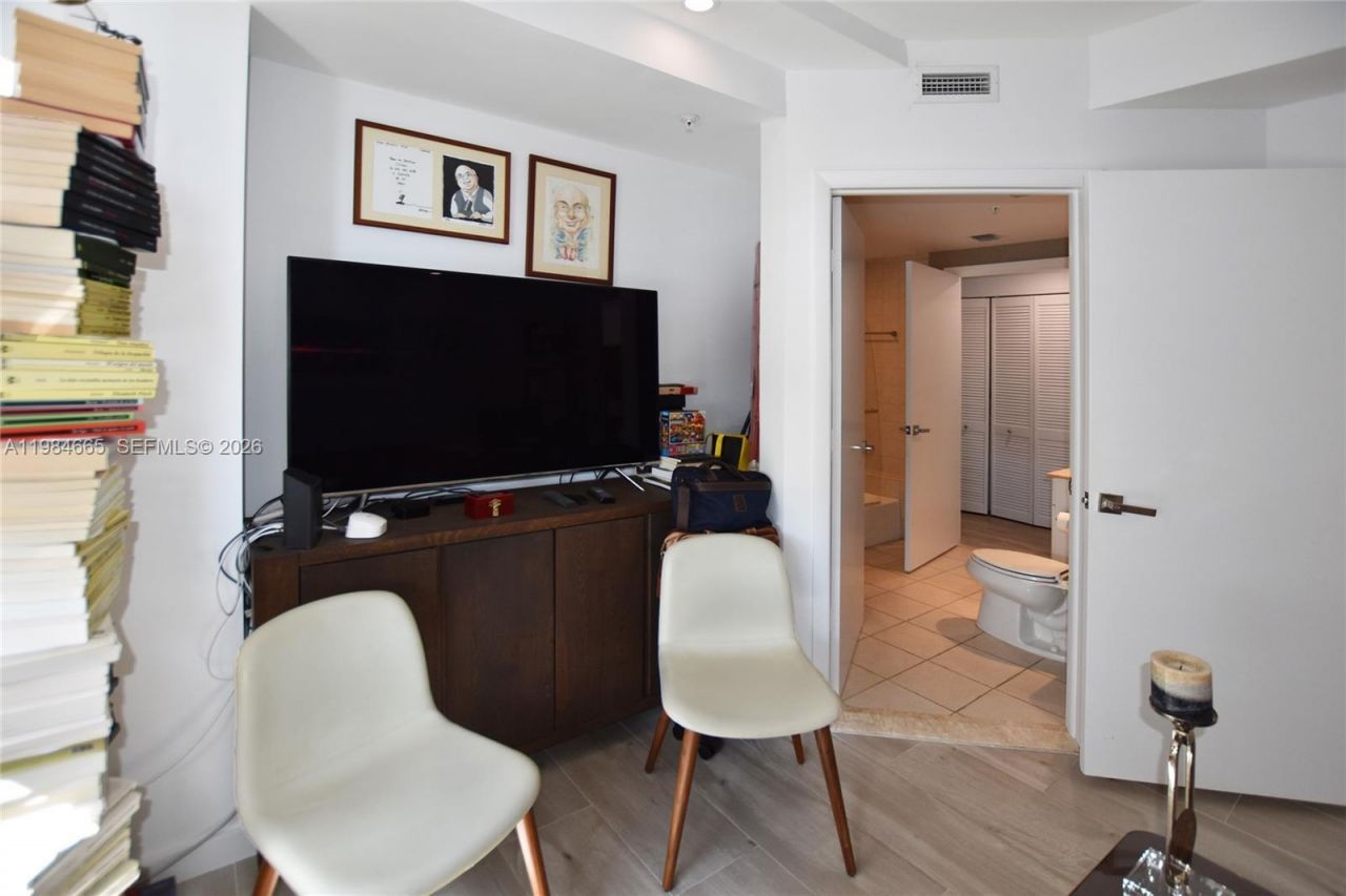 801 Brickell Key Blvd , Unit 1209, Miami, FL 33131 Photo