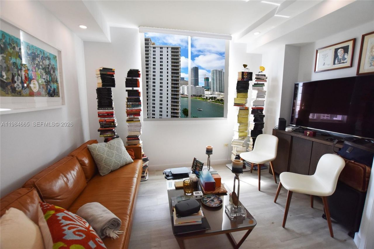 801 Brickell Key Blvd , Unit 1209, Miami, FL 33131 Photo
