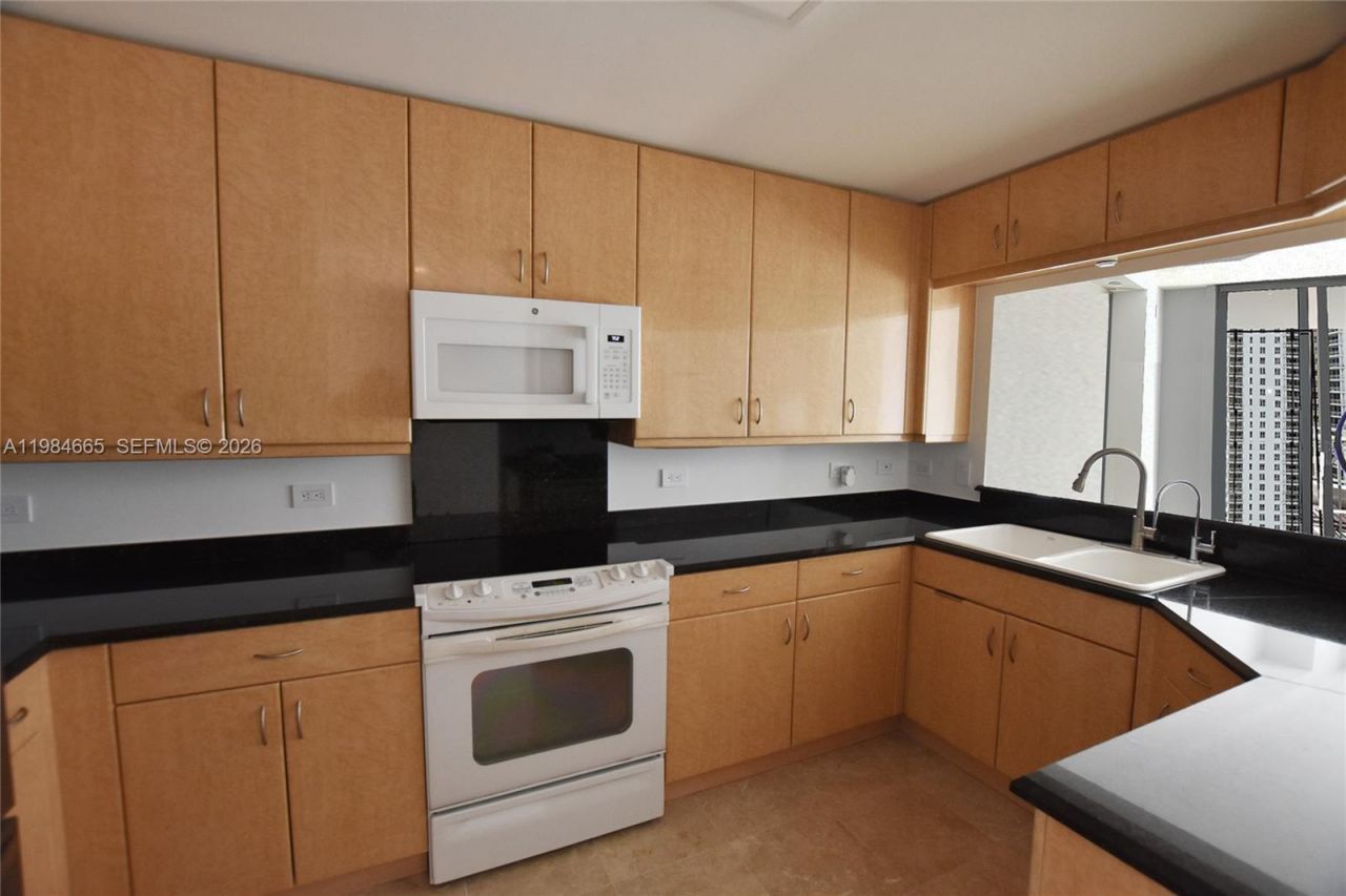 801 Brickell Key Blvd, Unit 1209, Miami, FL 33131 Photo