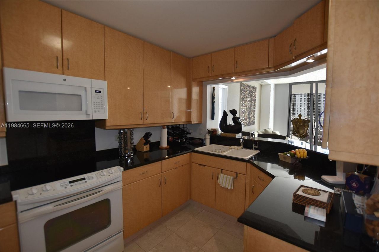 801 Brickell Key Blvd, Unit 1209, Miami, FL 33131 Photo