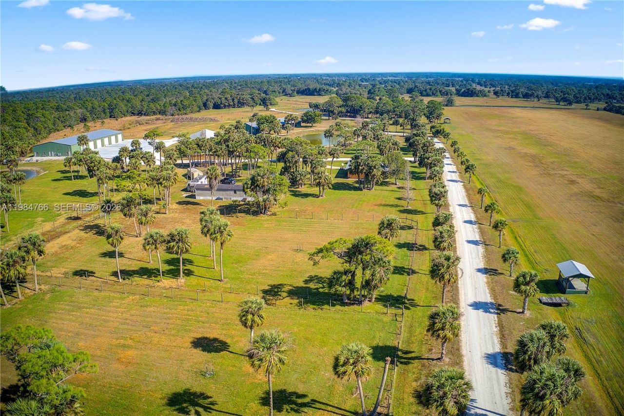 30003 SW Martin Hwy, Okeechobee, FL 34974 Photo