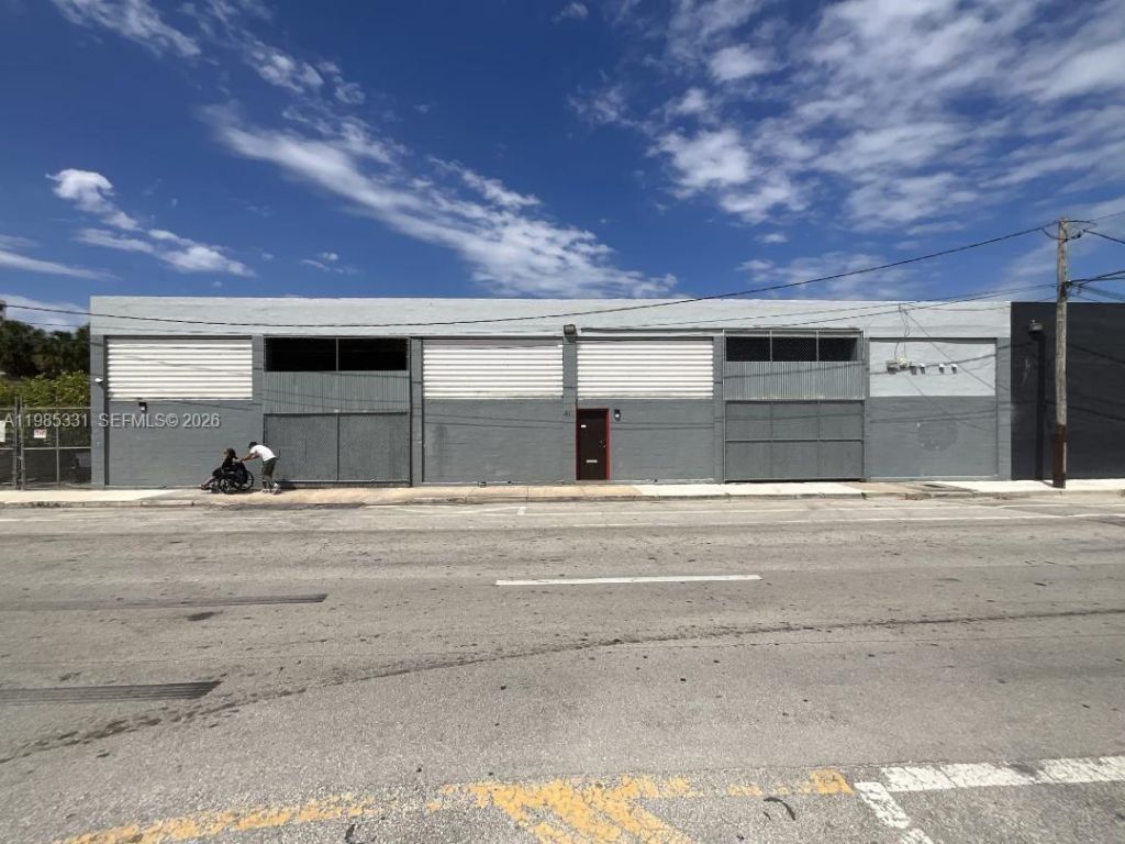 611 NW 11th St, Miami, FL 33136 Photo