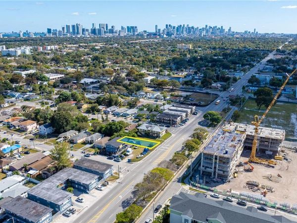 6435 NW 12th Ave , Miami, FL 33150