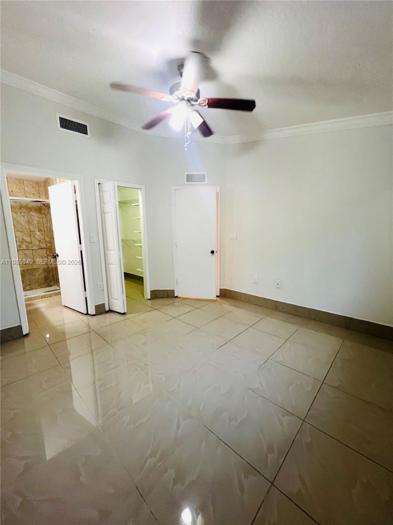 3380 NE 9th St , Unit 203, Homestead, FL 33033 Photo