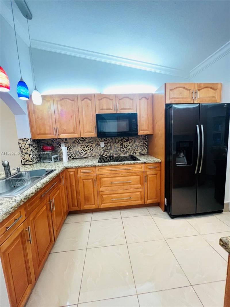 3380 NE 9th St , Unit 203, Homestead, FL 33033 Photo
